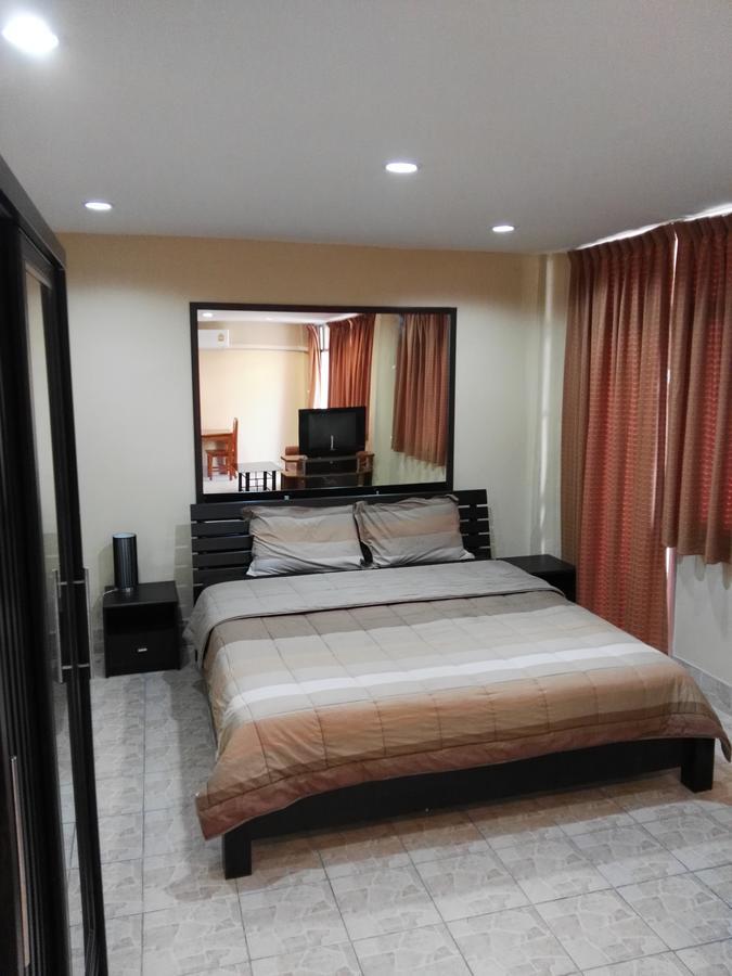 Jomtien Sunset Guesthouse Exterior photo